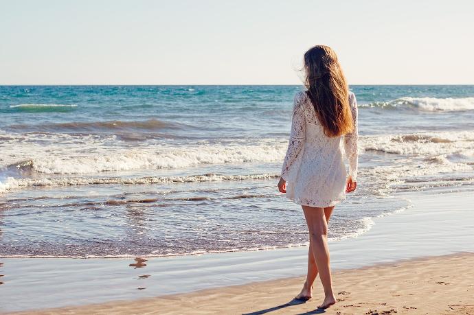 femme plage
